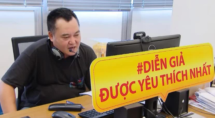 Nhà báo Lưu Minh Vũ sẽ phụ trách mục phỏng vấn các bạn học sinh theo hồ sơ đã có sẵn