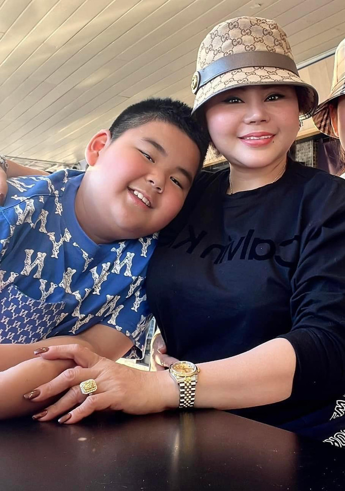 Lê Giang và con trai út - Luke Nguyễn.