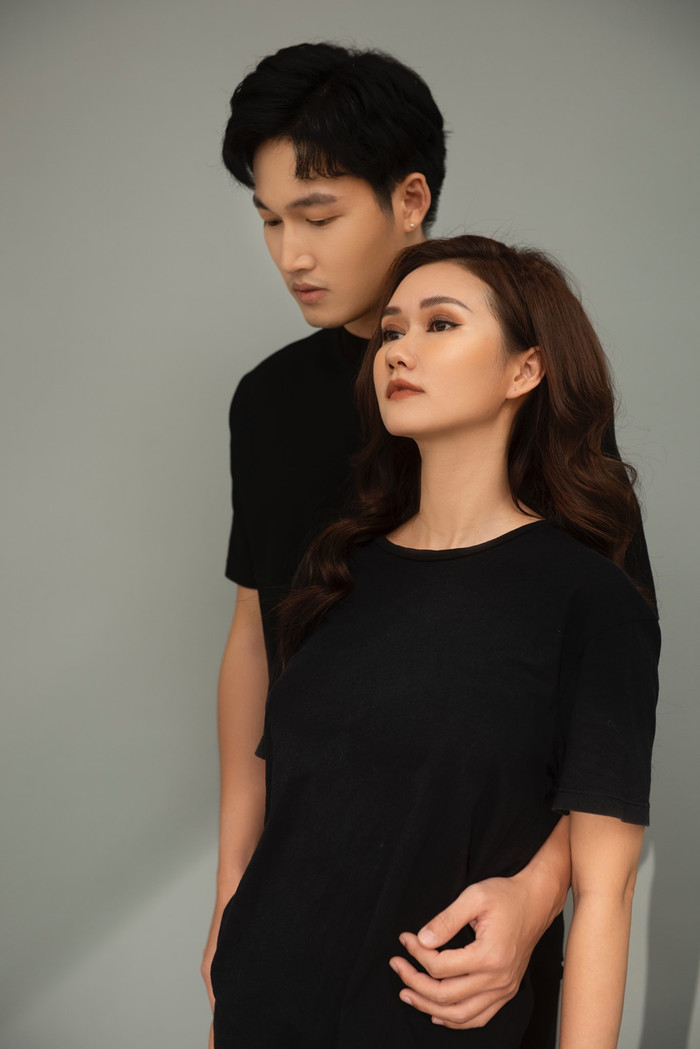 Hương Giang và Đình Tú từng có câu chuyện 'chị ơi, anh yêu em' khiến nhiều người ngưỡng mộ.
