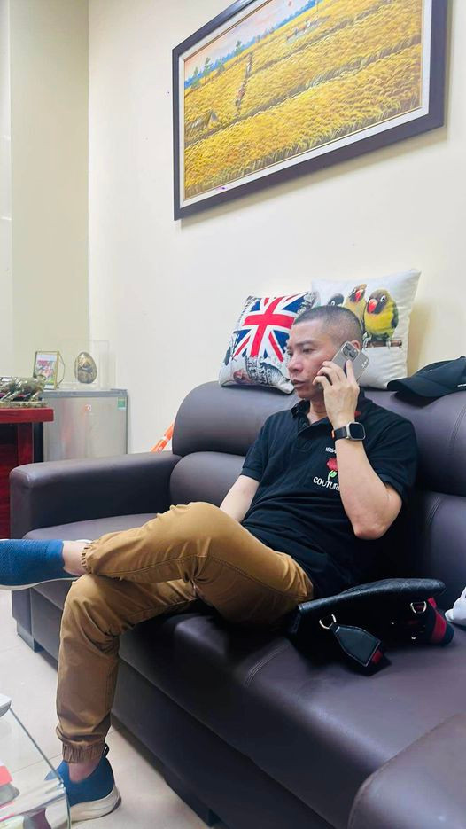 NSND Công Lý lộ rõ thần thái tươi tỉnh trong tấm hình mới nhất