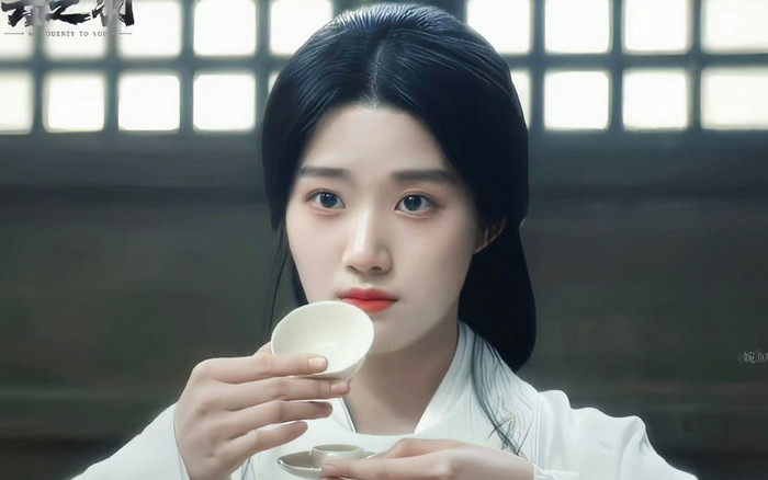 Nữ phụ Vân Chi Vũ hiện nguyên hình khi thiếu photoshop, khác xa trên phim? Ảnh 2