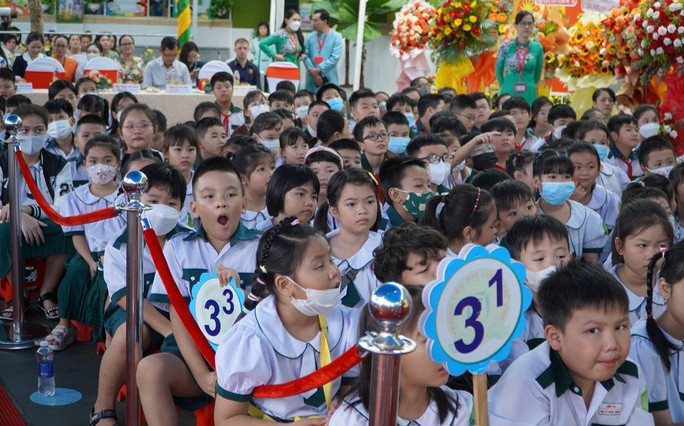 TP.HCM yêu cầu đưa số tiền đóng bảo hiểm y tế vào khoản thu hằng năm trong GD Ảnh 2