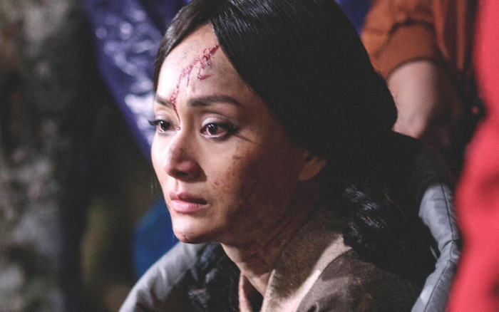 Lan Phương thất thần, mắt đỏ hoe vì quá nhập tâm ở hậu trường phim mới Ảnh 2