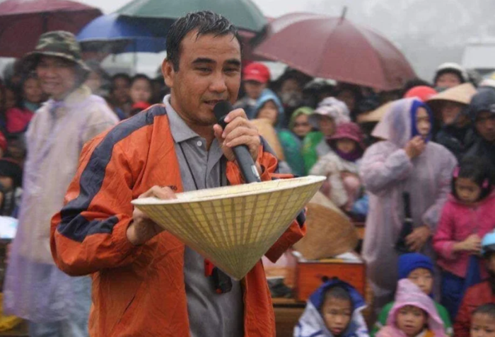 Phạm Thoại kể cuộc gặp gỡ Quyền Linh 10 năm trước, hé lộ bí mật ăn gian năm xưa Ảnh 1