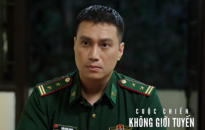 Quang báo cáo kết quả điều tra với Trung.