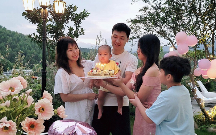 Mạnh Trường tổ chức sinh cho con gái tròn 15 tuổi, diễn mạo ái nữ gây chú ý Ảnh 2