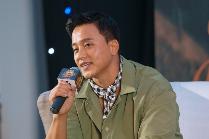 Mai Tài Phến tại sự kiện ra mắt phim mới.