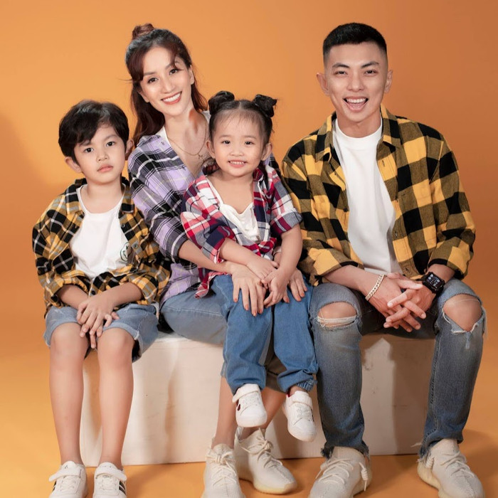 Gia đình hạnh phúc Khánh Thi - Phan Hiển.