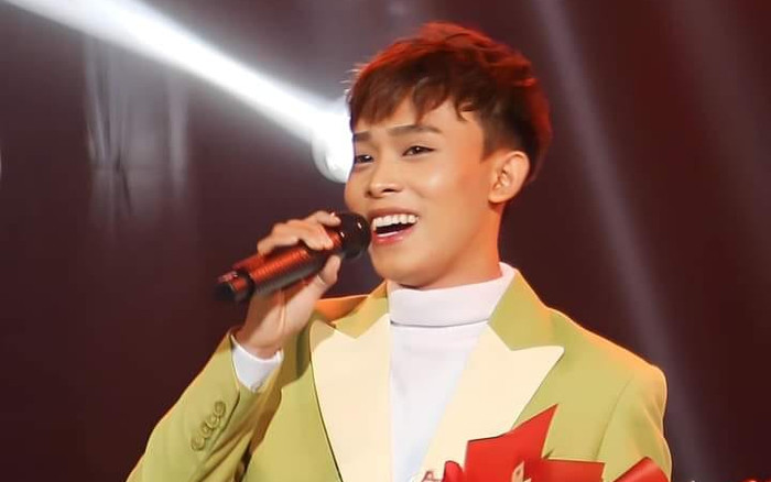 Hồ Văn Cường quên lời khi hát đoạn vọng cổ nổi tiếng, khán giả phản ứng ra sao? Ảnh 2