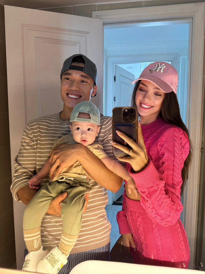 Gia đình hạnh phúc của vợ chồng Bùi Tiến Dũng