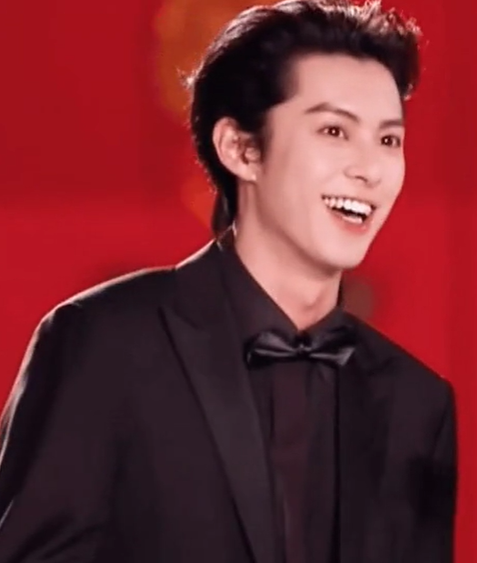 Tiêu Chiến chính thức mất danh hiệu quan trọng cuộc đời vào tay một mỹ nam Ảnh 3