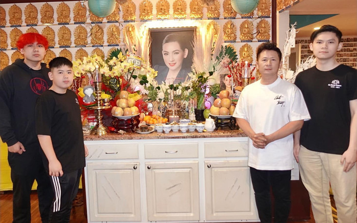 Bạn bè, đồng nghiệp tổ chức cúng giỗ cho nghệ sĩ Phi Nhung tại Mỹ Ảnh 2