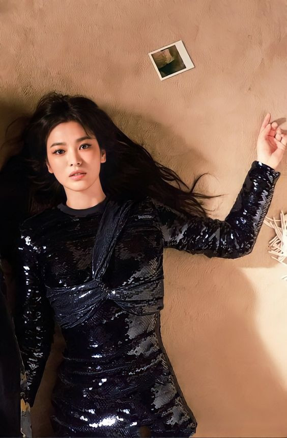  Song Hye Kyo chính thức bước vào hàng 'huyền thoại' sau khi làm được điều này Ảnh 6