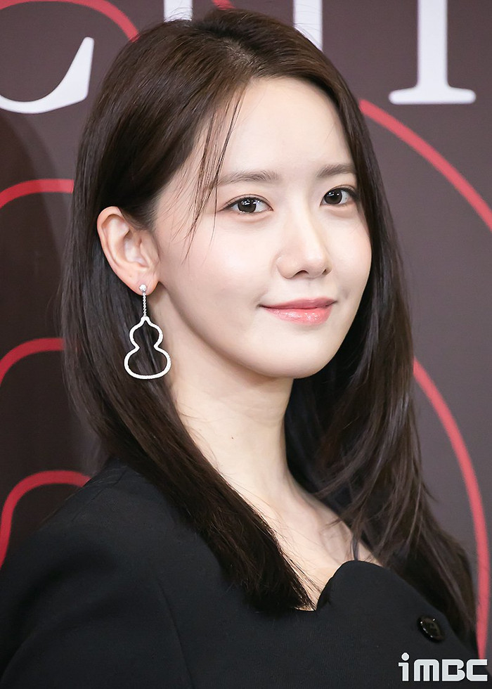  'Tường thành nhan sắc' của SNSD liệu còn trụ vững khi so kè với sao nữ Celebrity Ảnh 9