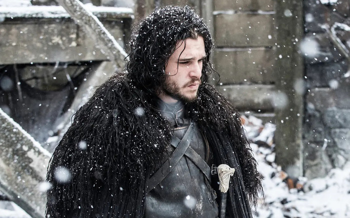 Thời trang trong phim: 11 bộ cánh khó chịu khiến diễn viên chỉ muốn thở dài Ảnh 2