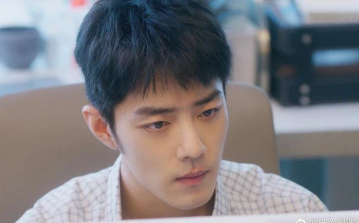 Tiêu Chiến đang bận gồng gánh Nắng Gắt Bên Tôi vẫn lập thành tích đáng nể Ảnh 2