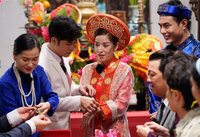 Puka - Gìn Tuấn Kiệt ngỡ ngàng với món quà hồi môn 200 cây vàng từ Lâm Vỹ Dạ.