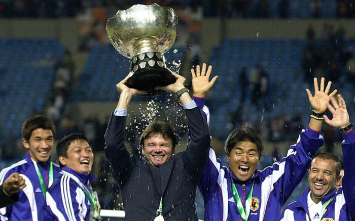 HLV Troussier muốn vượt kỳ tích HLV Park Hang Seo giúp Việt Nam hòa Nhật Bản: Phù thủy trắng có phép màu? Ảnh 2