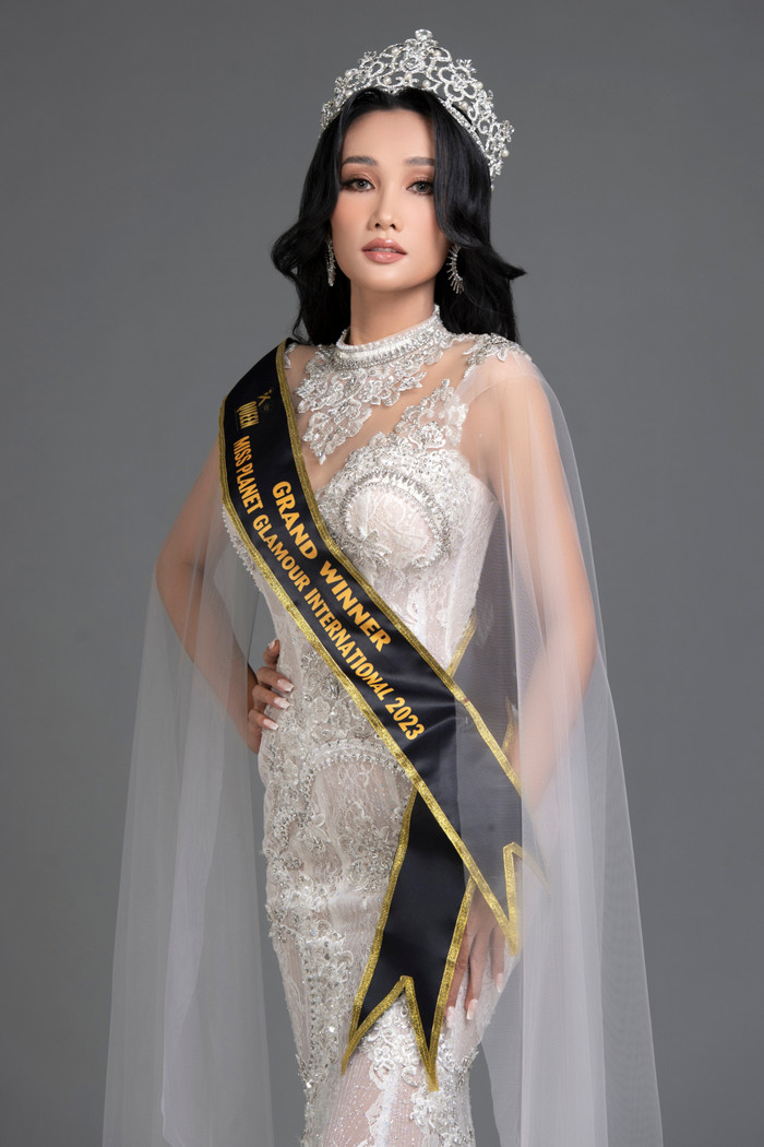 Fan muốn xỉu ngang khi nghe tin đại diện Việt Nam chiến thắng cuộc thi Hoa hậu hấp dẫn nhất hành tinh 2023. 