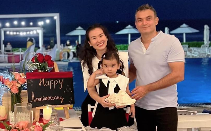 Võ Hạ Trâm và chồng Ấn Độ kỉ niệm 5 năm ngày cưới, lãi nhất ở điều này! Ảnh 2