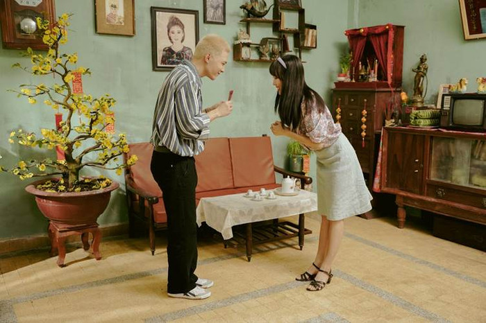 Dự án điện ảnh Gặp Lại Chị Bầu tổ chức họp báo công bố phim