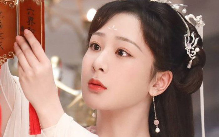 Dương Tử gây sốc vì nhận cát-xê 100 triệu NDT cho 1 bộ phim Ảnh 2