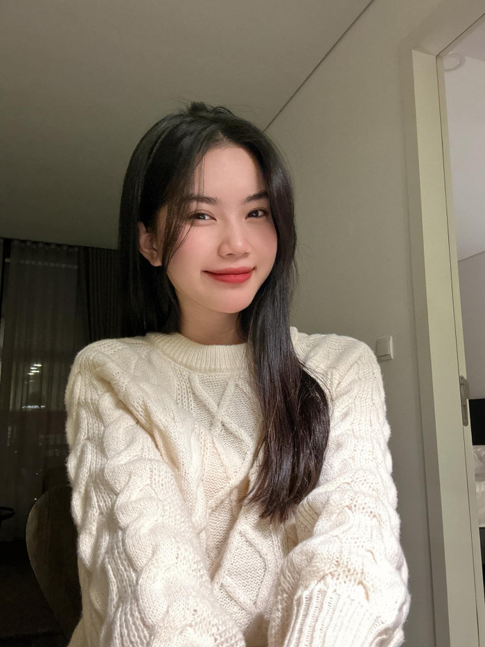 Người đẹp sinh năm 2003 khá kín tiếng trong chuyện đời tư.