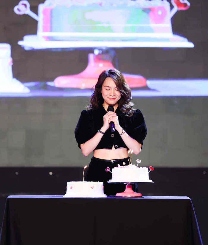 Thành đạt trong sự nghiệp, sở hữu cộng đồng fan hùng hậu và đắt show nhất nhì V-biz. 