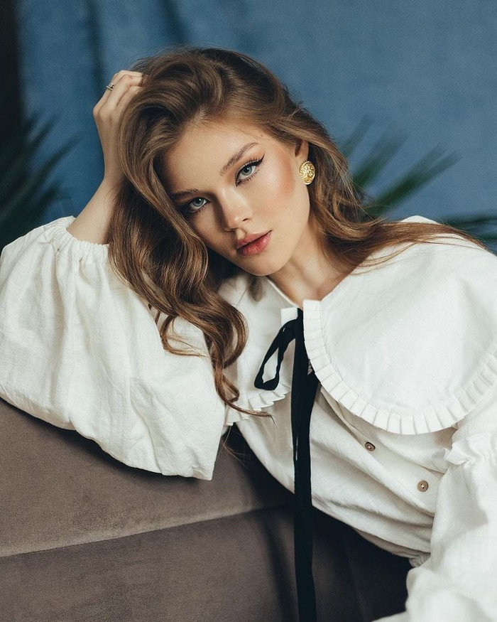 Anna Linnikova được ví như 'búp bê sống' nhờ vẻ đẹp không tì vết, vóc dáng gợi cảm.