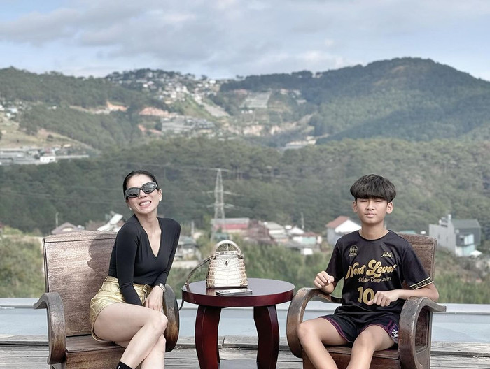 Dù dạy con nghiêm khắc, nhưng Lệ Quyên vẫn hết mực yêu thương con trai