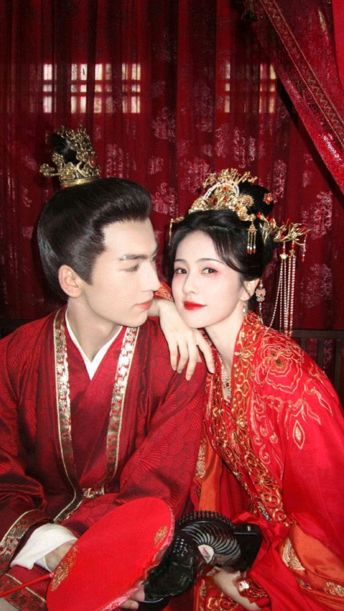 Bạch Lộc tự mình đập tạn tin đồn chia tay Trương Lăng Hách chỉ với một hành động Ảnh 1