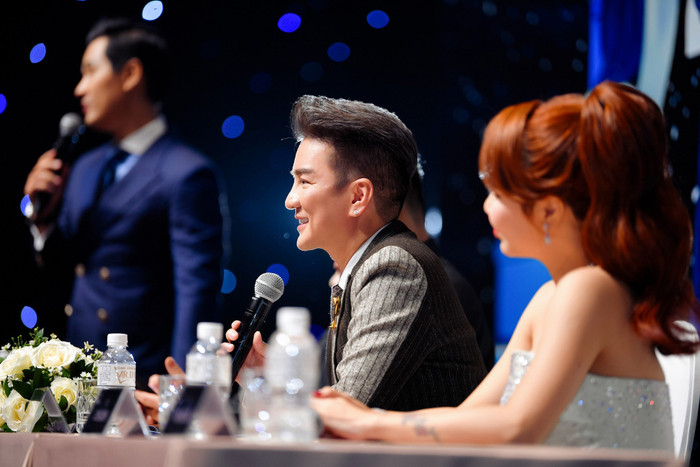 Đàm Vĩnh Hưng tại sự kiện họp báo công bố liveshow.