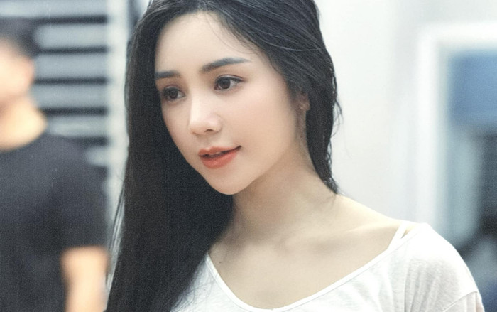 Tạm gác vai trò diễn viên, Quỳnh Kool chật vật khi làm 'ca sĩ' Ảnh 2