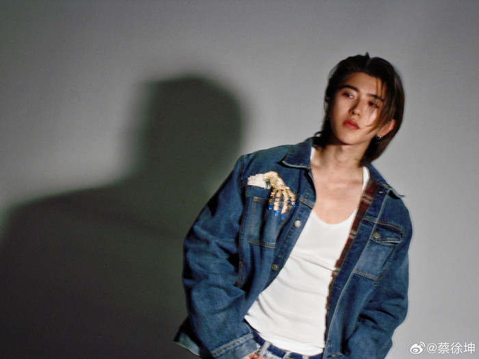 Diện mạo mới của Thái Từ Khôn được khen bảnh bao, lãng tử.