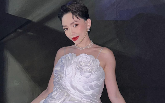 Tóc Tiên 'khai pháo' đầu năm với động thái mới khiến fan 'đứng ngồi không yên' Ảnh 2