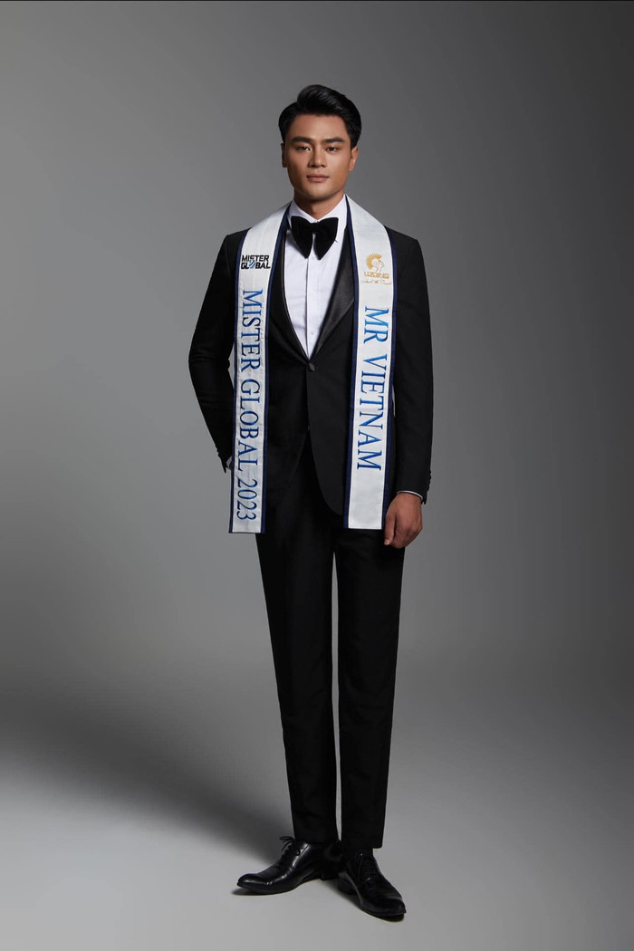 Lê Hữu Đạt giành ngôi vị á vương 4 cuộc thi Nam vương Toàn cầu 2023 - Mister Global diễn ra tại Thái Lan gần đây.