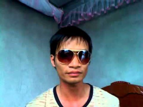 Nhắc đến Lệ Rơi - nhiều người vẫn nhớ đến hiện tượng mạng nổi tiếng với những bài hát cover không giống ai. 