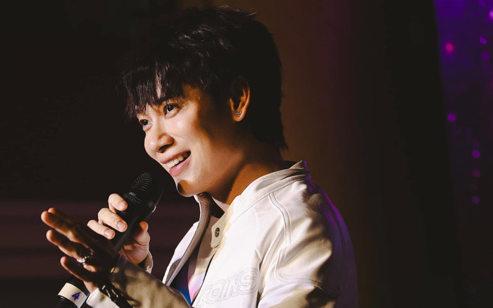 Trúc Nhân bắt trend 'ý nghĩa những màu hoa bỉ ngạn', dân mạng phản ứng: 'Chúng tôi xin anh' Ảnh 2