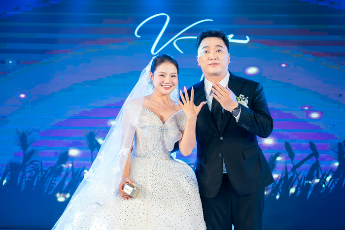 Nam ca sĩ Việt 'tiên tri' trúng phóc tên vợ tương lai từ hơn 10 năm trước? Ảnh 1