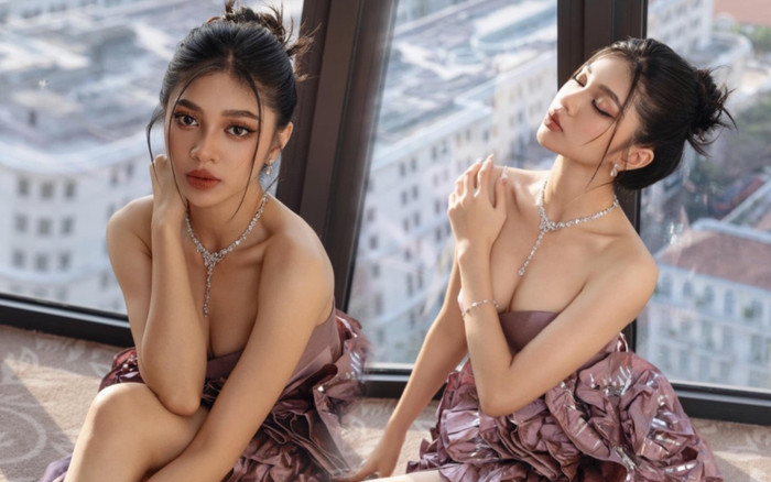 Á hậu Minh Kiên khoe 'tuyết lê', đón sinh nhật tuổi 20 ở khách sạn hạng sang Ảnh 2