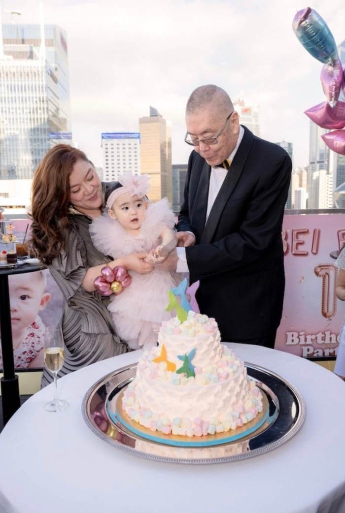 Lưu Thi Côn biết ơn vì con khỏe mạnh, cứng cáp từng ngày.&nbsp;