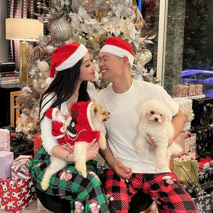 Sau đám cưới, cặp đôi vẫn luôn dành sự ngọt ngào cho nhau