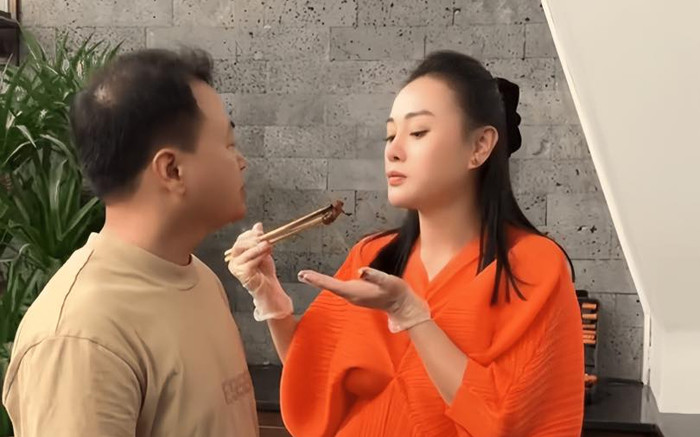 Phương Oanh được khen ngợi vì chăm chỉ là điều này cho Shark Bình sau khi về chung nhà Ảnh 2