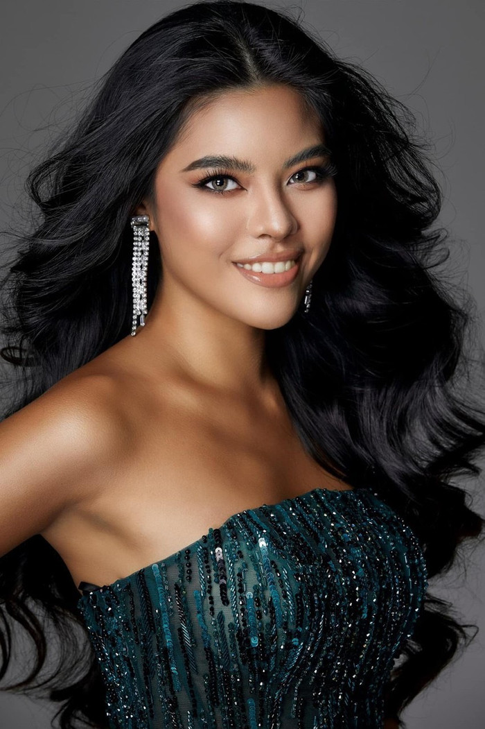 Á hậu này cho biết cô chấp nhận việc tranh luận trên mạng xã hội nhưng không đồng ý chuyện công kích cá nhân.