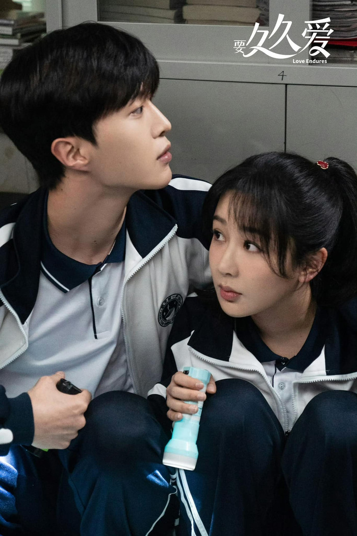 Ngoại hình của Dương Tử và Phạm Thừa Thừa không phù hợp để diễn vai bạn học.