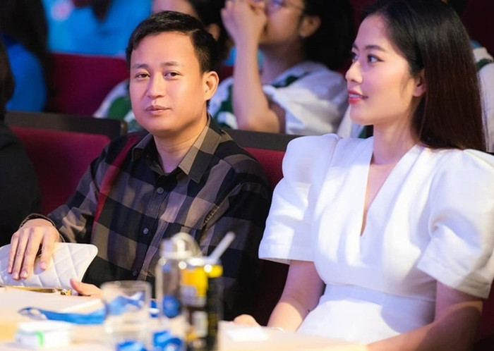 Sau những sóng gió tình cảm, Nam Em chọn cuộc sống bình yên bên bạn trai, vui vẻ, tích cực mỗi ngày.&nbsp;