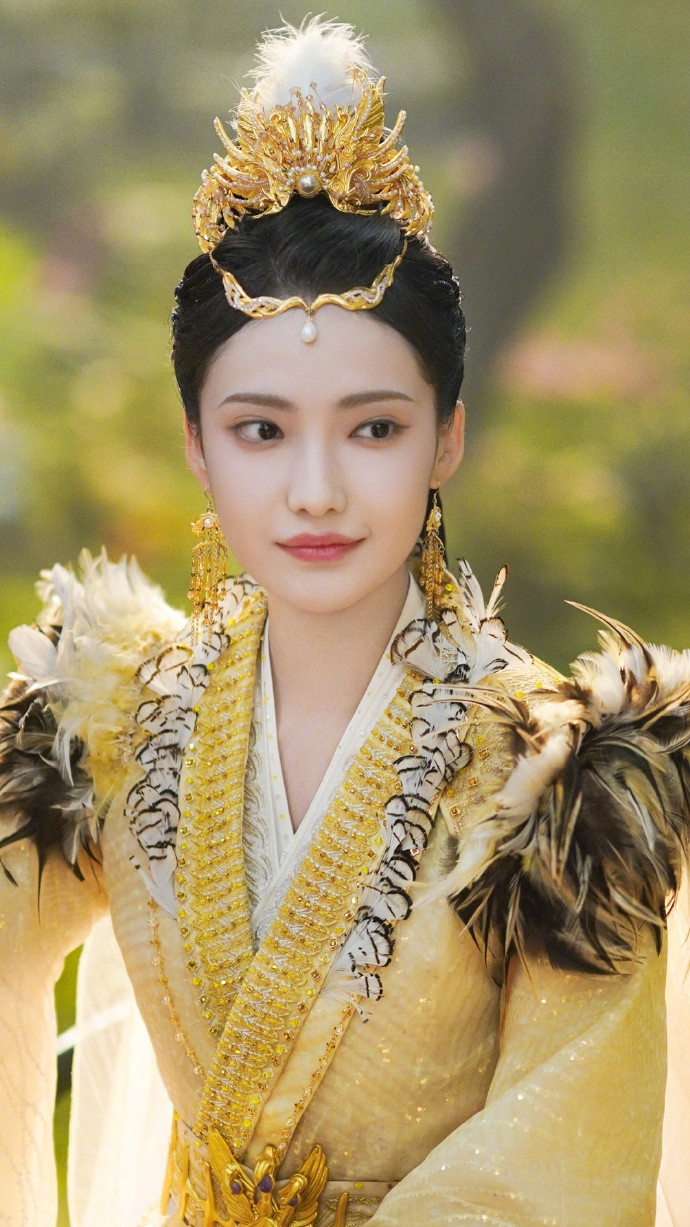 Gia Nại Na ở Thần Ẩn