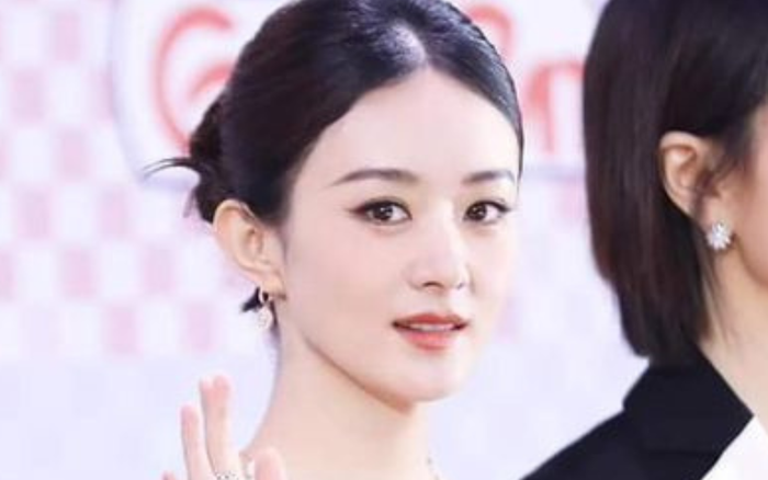 Triệu Lệ Dĩnh đẳng cấp đến đâu mà khiến một nhân vật sợ không xứng khi đứng kế bên Ảnh 4