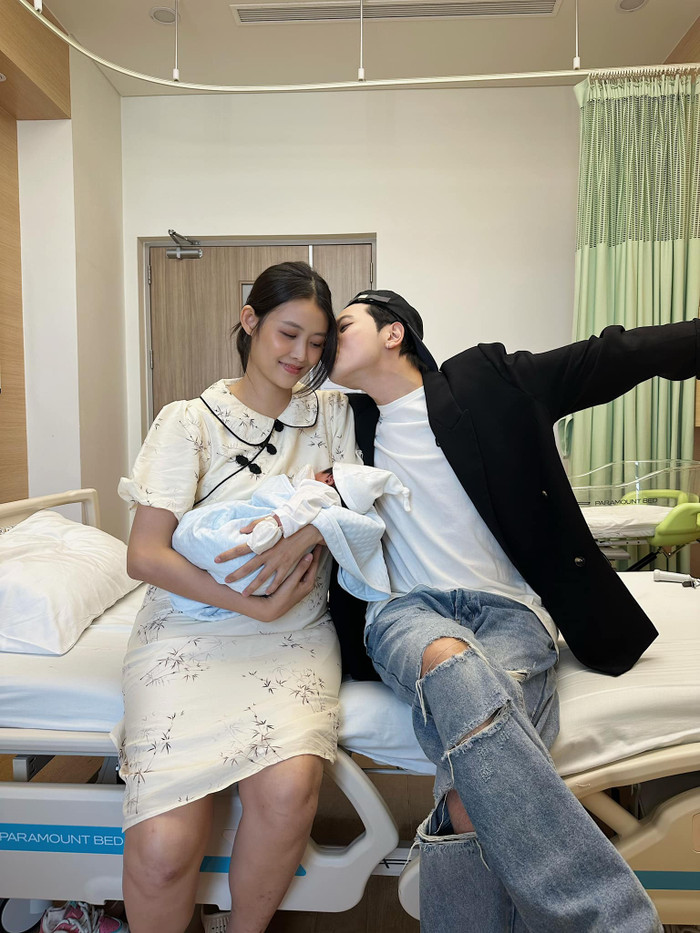 Hình ảnh mẹ hai con Trương Mỹ Nhân. 