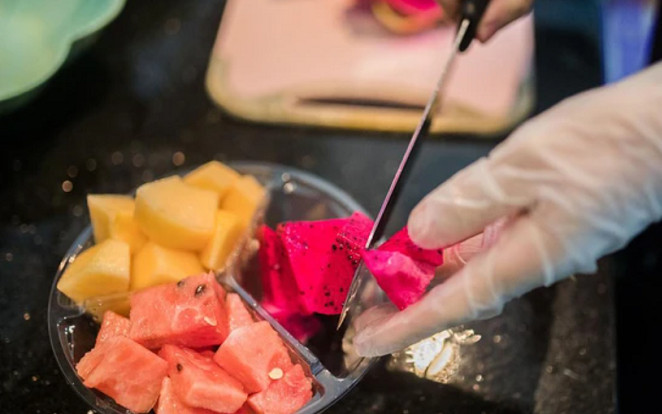 Những loại thực phẩm giảm giá kịch sàn dịp giáp Tết, rẻ mấy cũng không mua kẻo rước bệnh vào người Ảnh 2